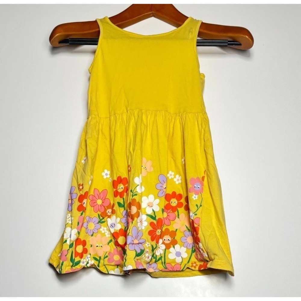 H&M Fit & Flare Dress Girl 6X/7 Yellow Floral Print Round Neck Pleated Flowy Hem